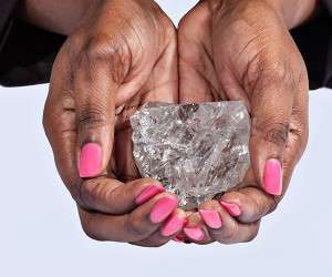 بزرگترین الماس دنیا و قرن کشف شد + تصاویر