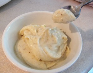 درست کردن “بستنی موزی” خانگی در کمتر از یک ساعت