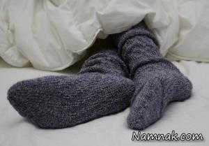 خوابیدن با جوراب چقدر فایده دارد!
