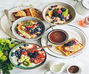 ۶ صبحانه سالم برای افرادی که خوردن صبحانه را دوست ندارند!