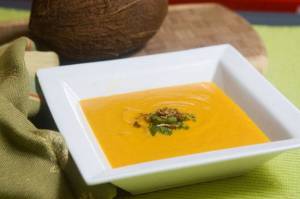 طرز تهیه “سوپ هویج و زنجبیل” برای سرماخوردگی