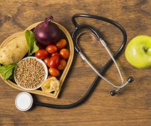کار اصلی متخصص تغذیه و رژیم درمانی چیست؟