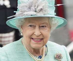 کلکسیون هدایای ملکه بریتانیا + تصاویر