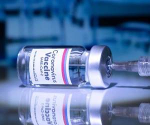 تزریق بدون عارضه واکسن ایرانی کرونا به ۲۱ تن تا کنون