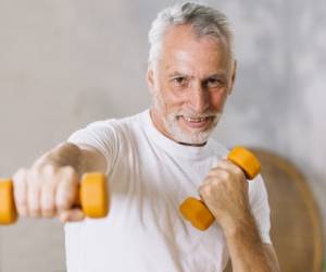 برنامه اصولی و صحیح کاهش وزن در سنین بالای ۵۰ سال