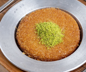 طرز تهیه (کنوفه) کنافه پنیری به سبک ترکیه ای بهترین دسر ماه رمضان