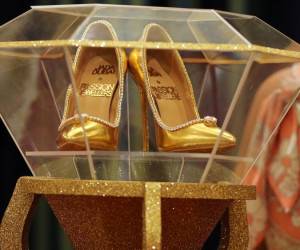 گران ترین کفش زنانه دنیا به قیمت ۱۷ میلیون دلار ! + عکس