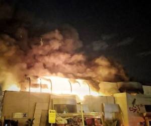 آتش سوزی در یک کارخانه در قم