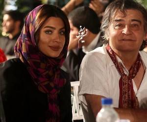 جشن تولد ۶۹ سالگی رضا رویگری در کنار همسرش + عکس