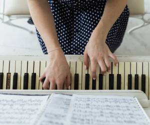 راه تقویت نوازندگی پیانو بدون معلم