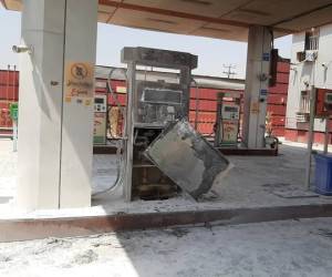 ۳ کشته در حادثه آتش سوزی پمپ بنزین تاکستان